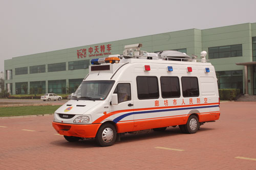 通讯指挥车