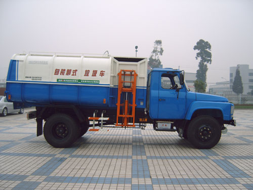 自装卸挂桶垃圾车
